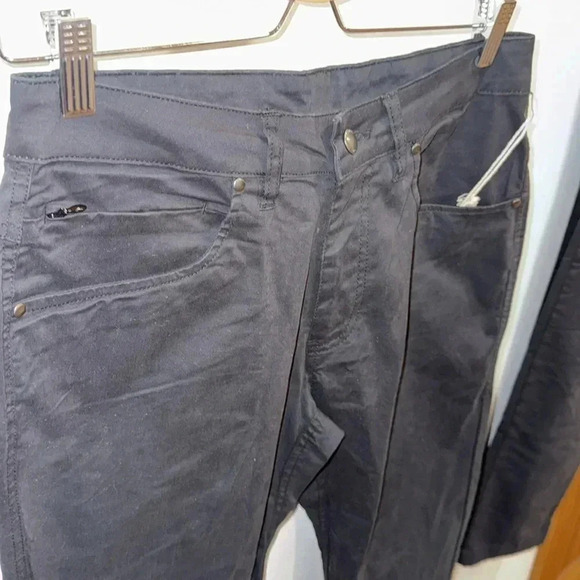 Tentree Slim Pant - Meteorite Black - Sizes 30, 32, 33 & 34 - Picture 3 of 4